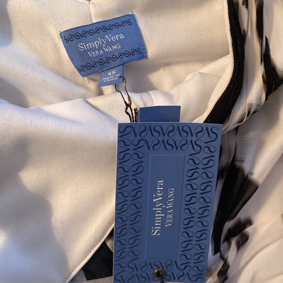 NWT Simply Vera Wang asymmetrical dress - Picture 12 of 12